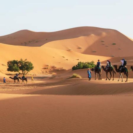 Desert Berber Fire Camp Merzouga Exterior photo