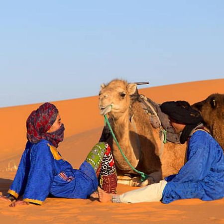 Desert Berber Fire Camp Merzouga Exterior photo